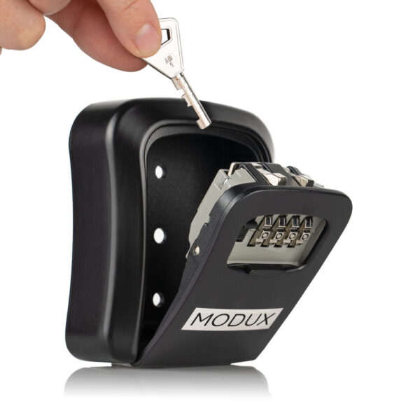Ši kodinė dėžutė ir seifas raktams Modux yra šiuolaikiškas sprendimas, kuris ne tik saugos jūsų vertybes, bet ir papuoš jūsų erdvę.