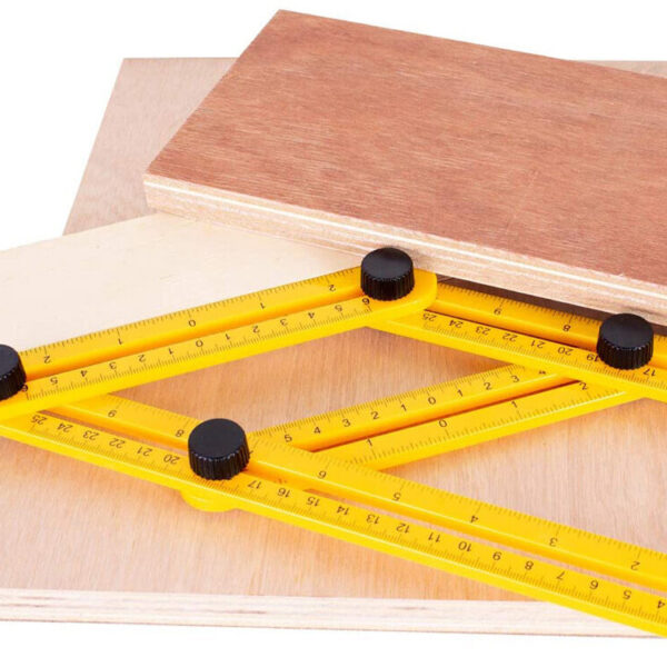 Daugiafunkcinė kampinė liniuotė